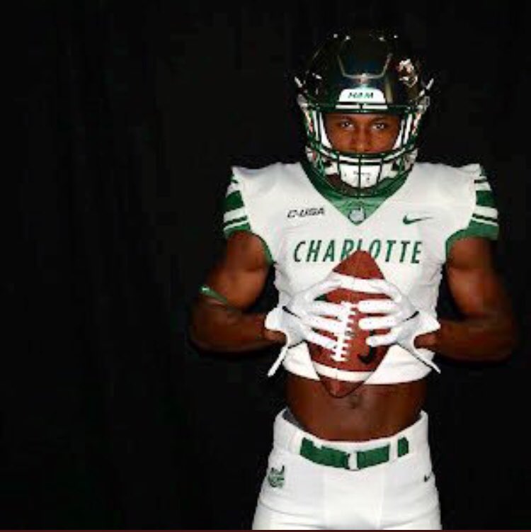 thedevanboykin's tweet image. Truly Honored and Blessed to receive an offer from the University of North Carolina at Charlotte @CharlotteFTBL @MoHard20 @Tregoode1 #NinerNation #SolidRock 🤙🏾