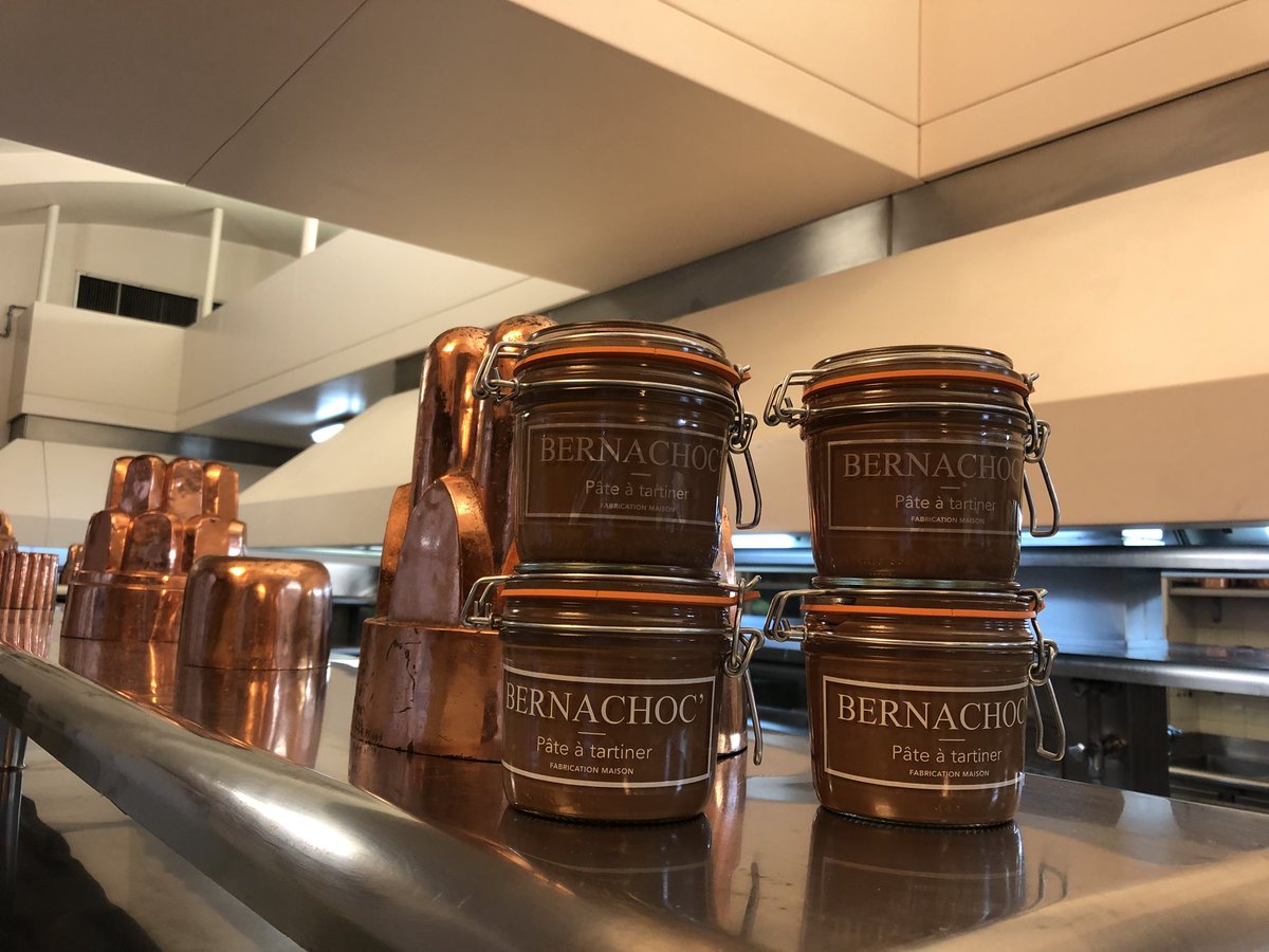 Tu sais que tu rentres de Lyon quand ton 4h c’est ça! #backtolyon #bernachon