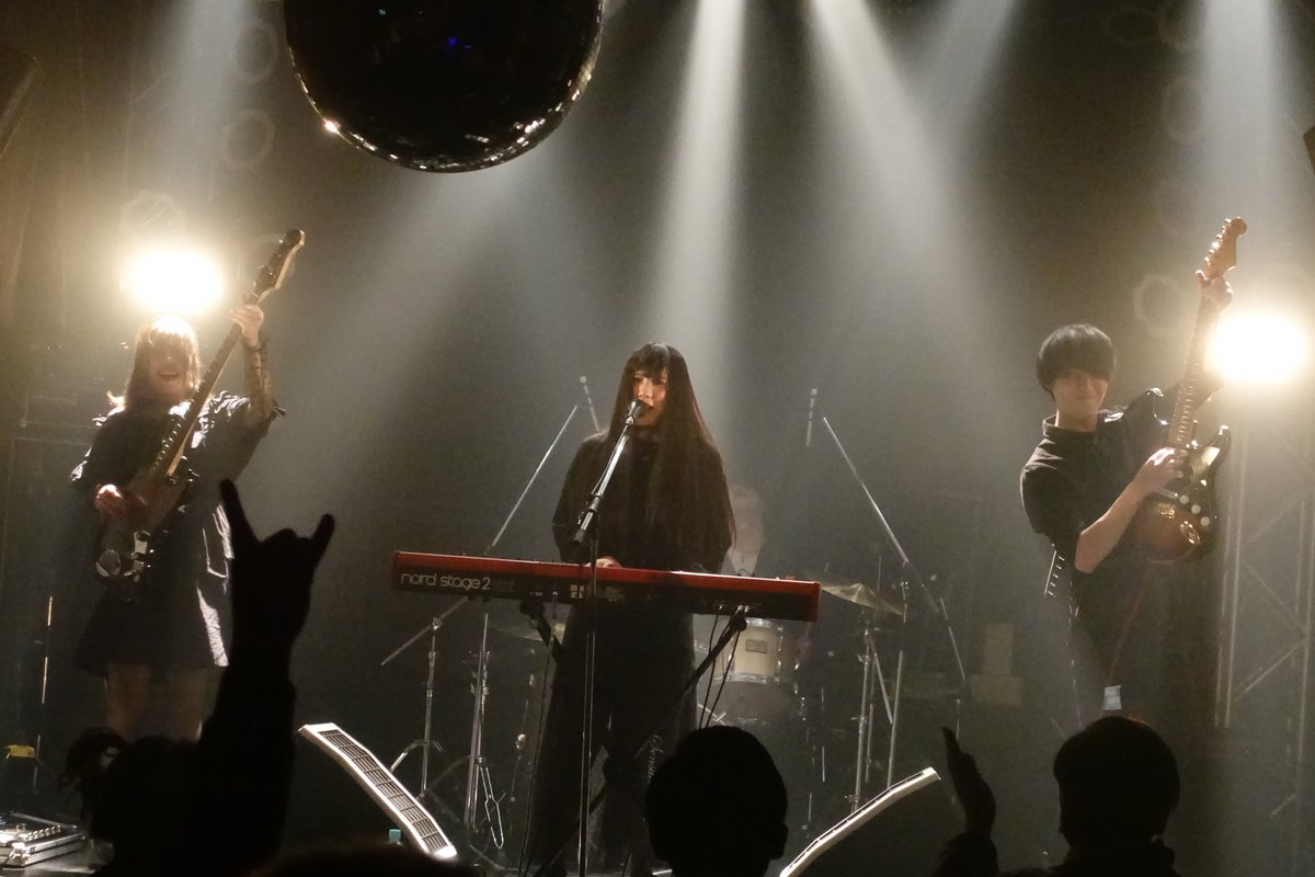 Nohana_Nohana's tweet image. 2019.01.30　Mudia×club vijon会場代表アーティスト決定戦　＠北堀江club vijon
your leaf