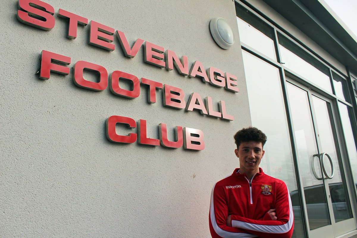 0fficia1bantams's tweet photo. DEAL COMPLETE

Jordan Gibson has signed for Stevenage FC on loan with a view to a permanent deal.

There is a clause in that contract where his dad will join the Stevenage hashtag and berate anyone with anything negative to say about Stevenage FC

#bcafc #StevenageFC https://t.co/ty6H7x4egB