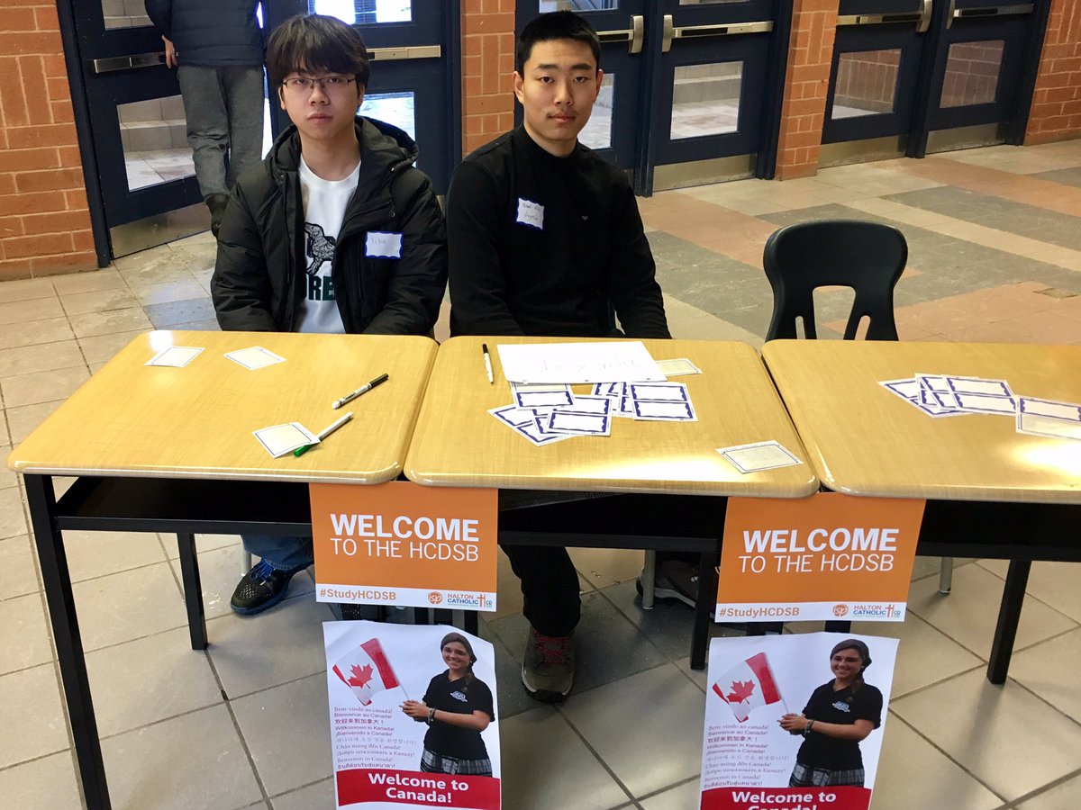 StudyInHalton's tweet photo. Our new International Students are arriving for our Welcome Orientation today at @HolyTrinityOak! Welcome to the @HCDSB! #StudyHCDSB #HCDSBwelcome https://t.co/ouvi6bx01Q
