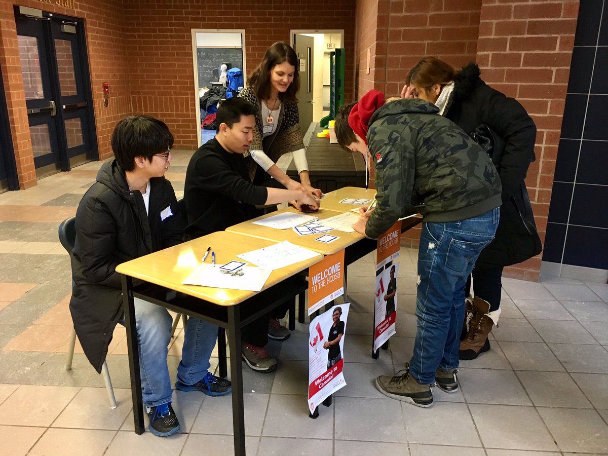 StudyInHalton's tweet photo. Our new International Students are arriving for our Welcome Orientation today at @HolyTrinityOak! Welcome to the @HCDSB! #StudyHCDSB #HCDSBwelcome https://t.co/ouvi6bx01Q