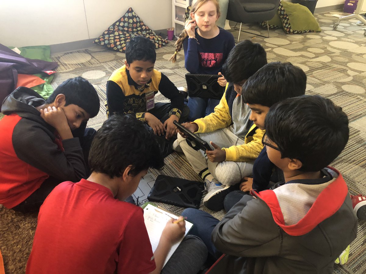 “We are working on a clip video to spark a movement to inspire creativity throughout our school.”
- 4th & 5th graders  #AppleDistinguishedSchools #RJLyear5