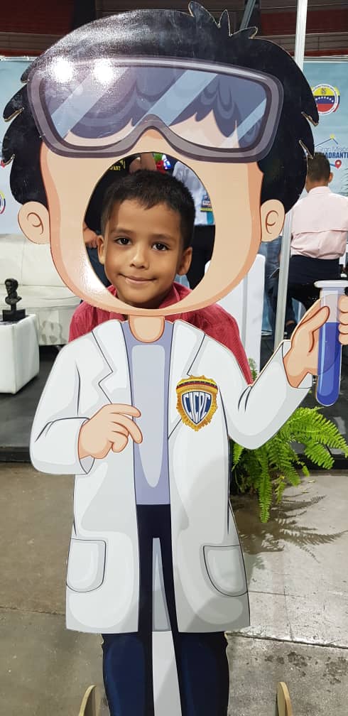 CICPCPREVENCION's tweet photo. "La sabiduría no viene de la edad, sino de la educación y del aprendizaje"

#NuestraVictoriaEsLaPaz https://t.co/sxXchQZEN6