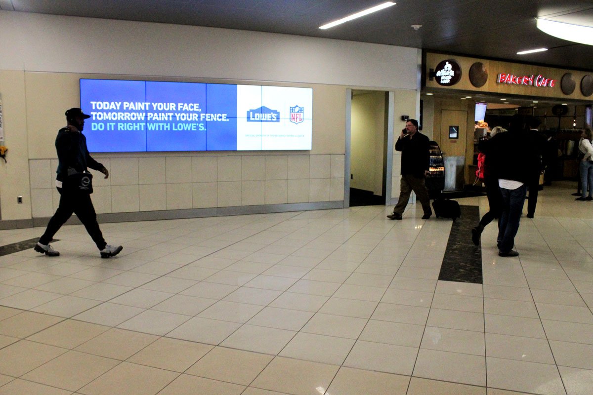 CCOutdoorNA's tweet photo. What's it going to be on Sunday - nautical blue, red and silver π or π #throwback bright yellow and blue? Some things AREN'T #gamedaydecisions #Lowes #airportadvertising https://t.co/Yd2J2myfmN