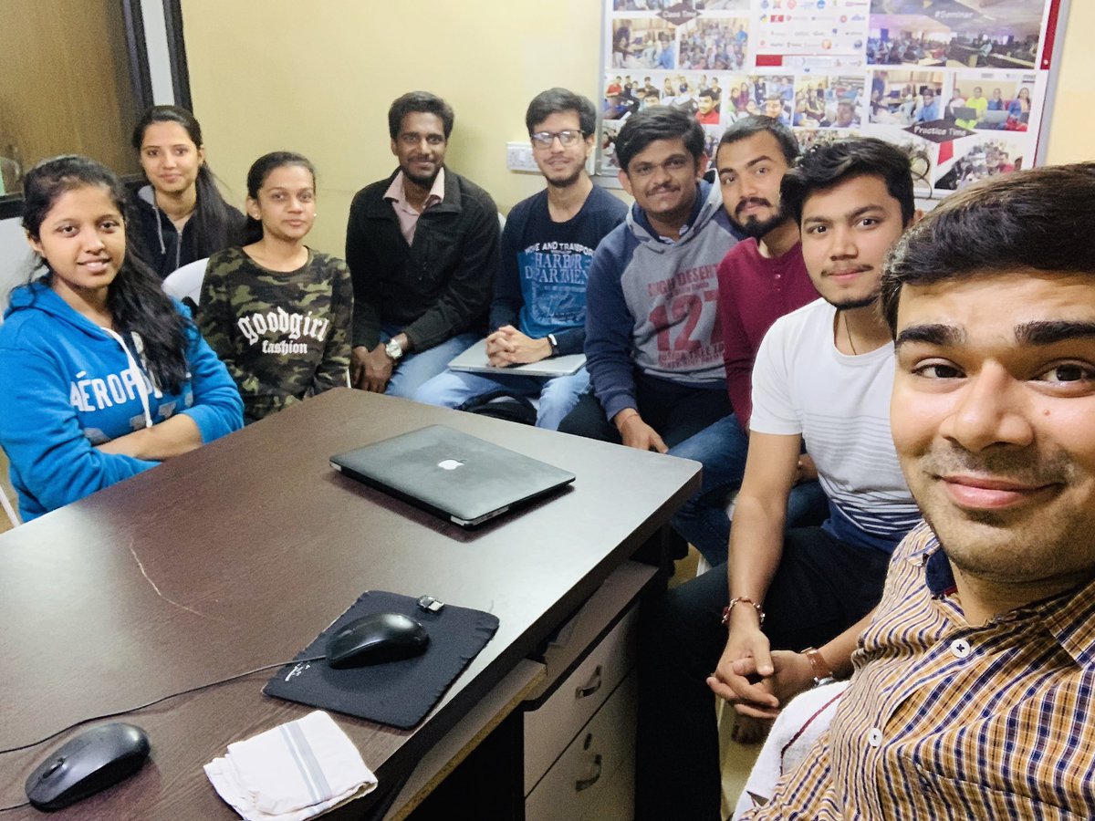 akash_padhiyar's tweet image. #AndroidTrainee #AndroidTraining #AkashSirDotCom