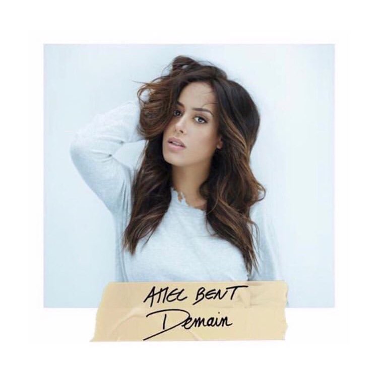 Breaking news: #nouveausingle #demain w/ <a href="/amel_bent/">AMEL BENT</a>