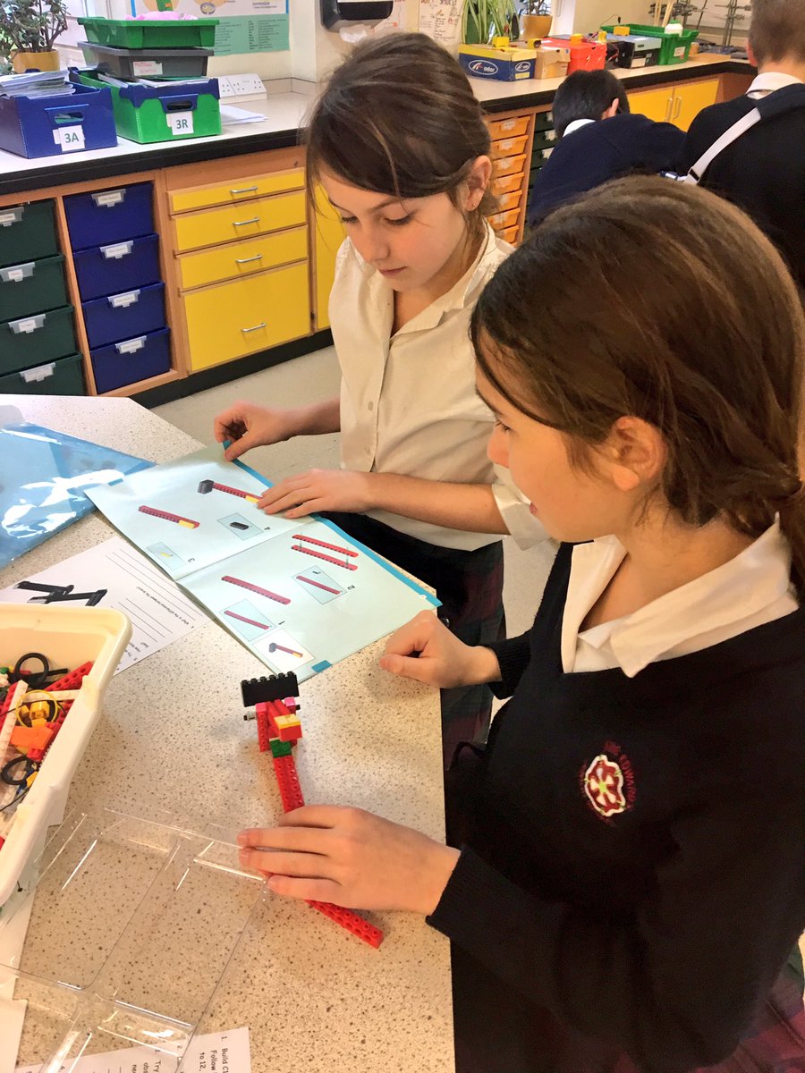 KESBathJunior's tweet photo. Year 5 have been using LEGO to explore the force needed to move a lever #KESscience https://t.co/dmcud1IFec
