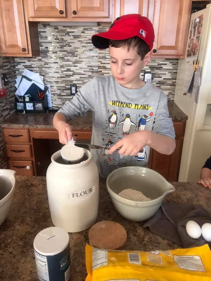 SLCSpearson's tweet photo. These #pearsonpioneers made chocolate chip cookies this morning-yum! They even wanted to make extra to share with friends! #colddaycooking #togetherisbetter 🤗🍪 🍪 https://t.co/WD2yW5B8nZ