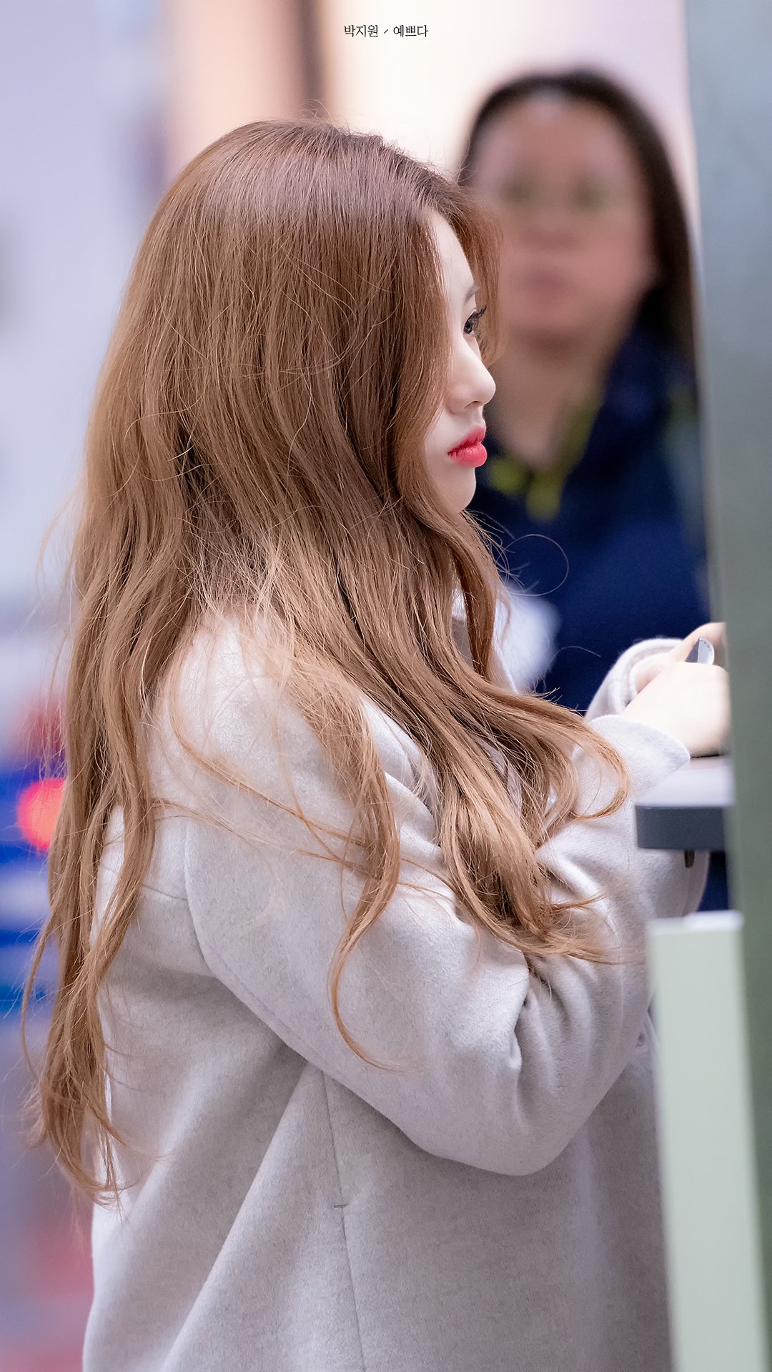 DyQLQkoVAAAbLUz.jpg:orig