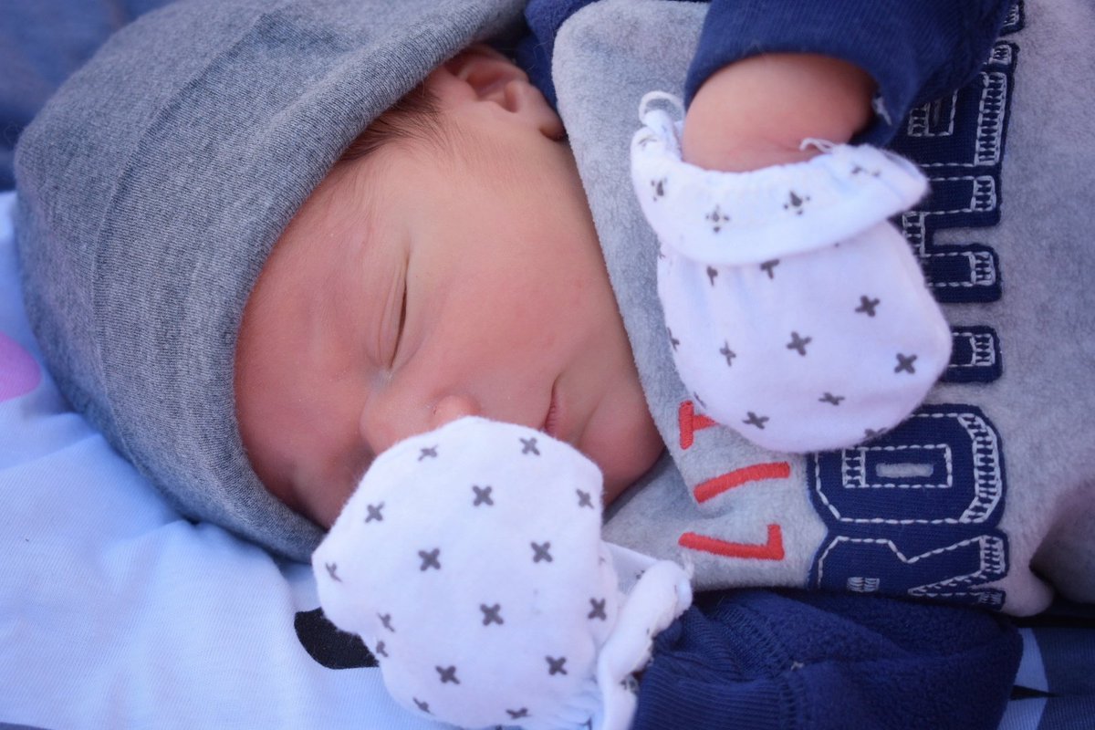 oftheseabeauty's tweet photo. Nothing is better than a new born baby warming our hearts💕 https://t.co/7DsFZBlA2q