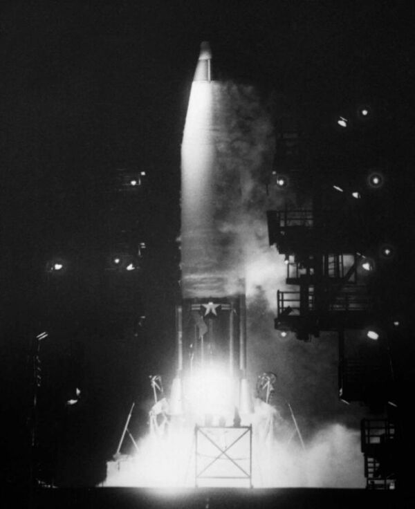 ICBMHistory's tweet photo. 1963 Launch of an #Atlas D as a #Nike interceptor target by Strategic Air Command takes place at Vandenberg AFB, CA. (Site 576 A-3). #History #OTD https://t.co/hUUCE65evr