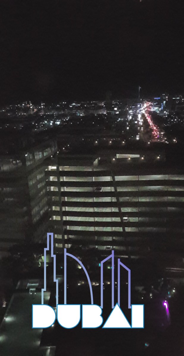 مساء الخير 🌹

مين الكبل الي ب #دبي ؟