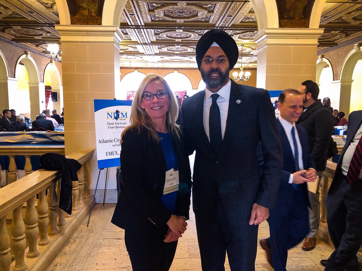 OceanWindNJ's tweet image. Yesterday, we attended the New Jersey Conference of Mayors’ 2019 Winter Summit. It was an honor to spend time with @GurbirGrewalNJ. We’re excited to work together towards #NewJersey’s renewable energy future!