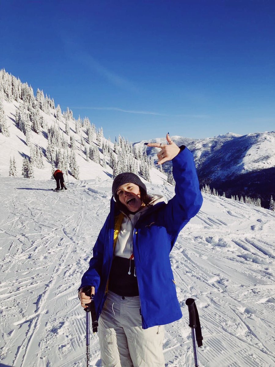 wsugphi's tweet image. getting through the winter with smiles on our faces 🥰