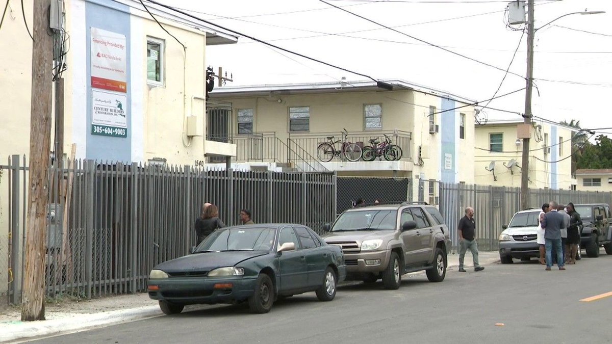 Thoughtful strategy actually being implemented to stabilize a neighborhood and provide quality affordable housing. Good work <a href="/OmniCRA/">Omni CRA</a>.
Renovated apartments coming to Overtown and residents don't have to leave buff.ly/2G0VKhm