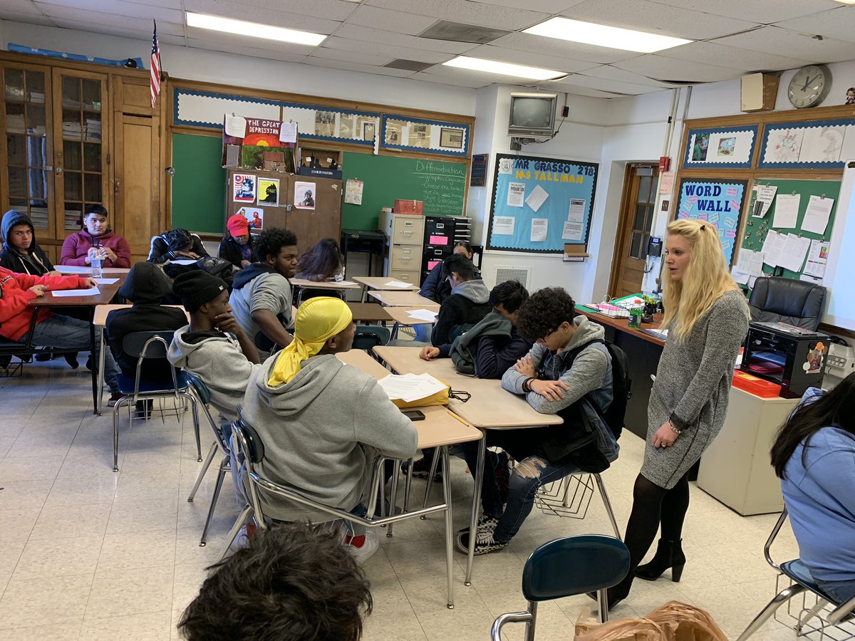 MrGrassoAP's tweet photo. DAY 1 - SEMESTER 2: 

BREAKING THE ICE!!!  

Circles!!  

#BuildingRelationships 

#PerformancePassionPurpose 

@MissTinTheClass @sunshine1018 @AThomas127 @APSuperGray @Asbury_ParkSD https://t.co/FaWgvlfSwg