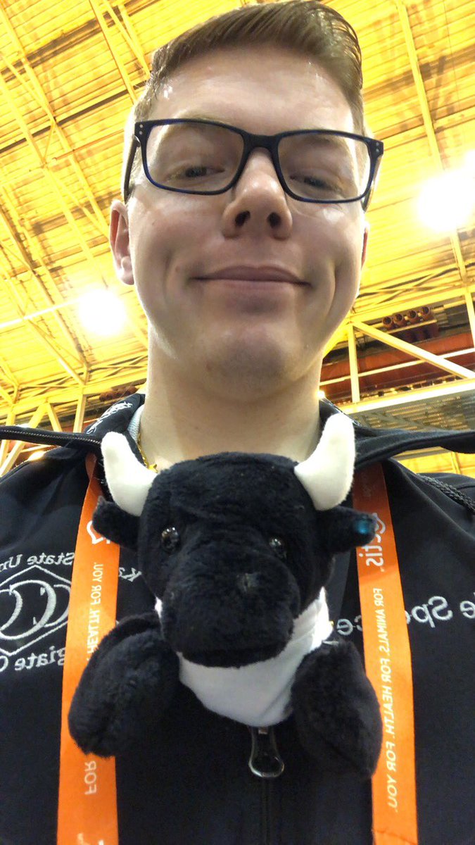 cale_spencer's tweet photo. Everyone meet Carlos. He’s a @CortevaPastures cow. We’re currently exploring the NCBA trade show at #cattlecon19. https://t.co/MPCuni3M7g
