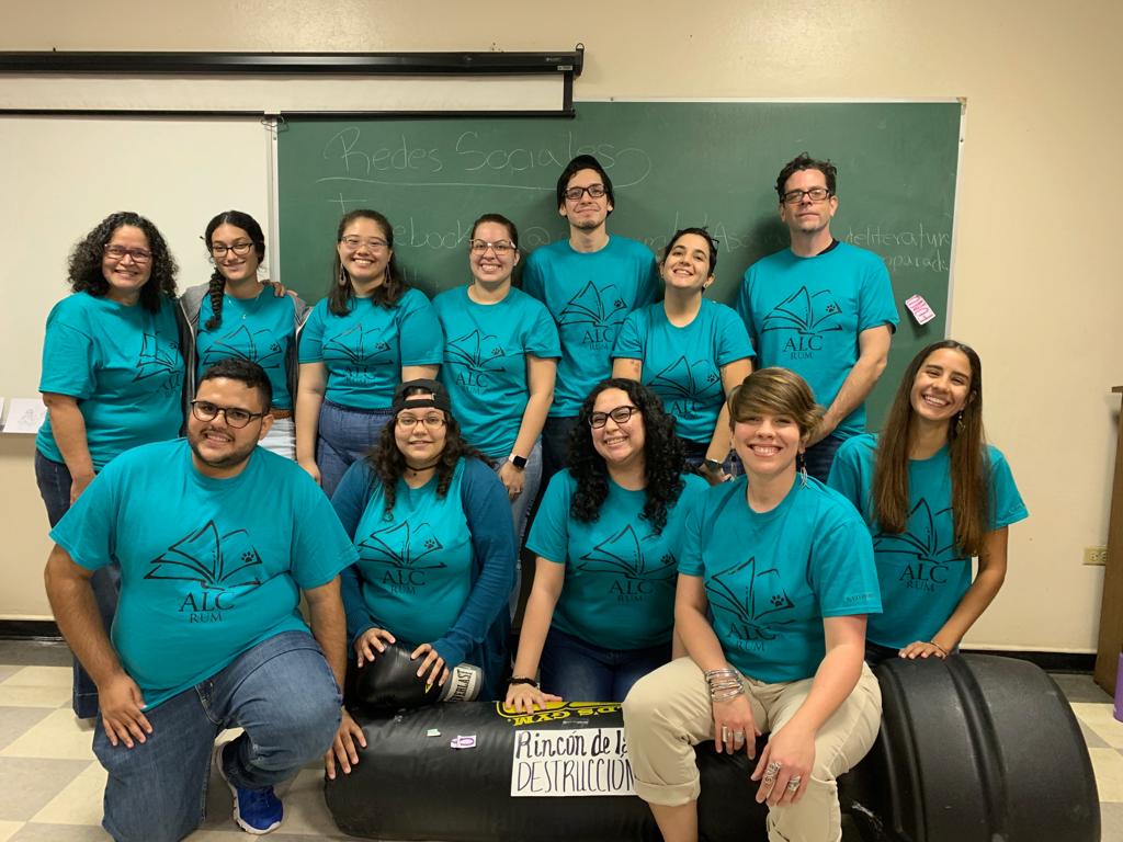 AlcUprm's tweet photo. #TeamLITE #PulseoIntelectual #YtúQuéLees 🧠💪 https://t.co/FkSdhEWBsE