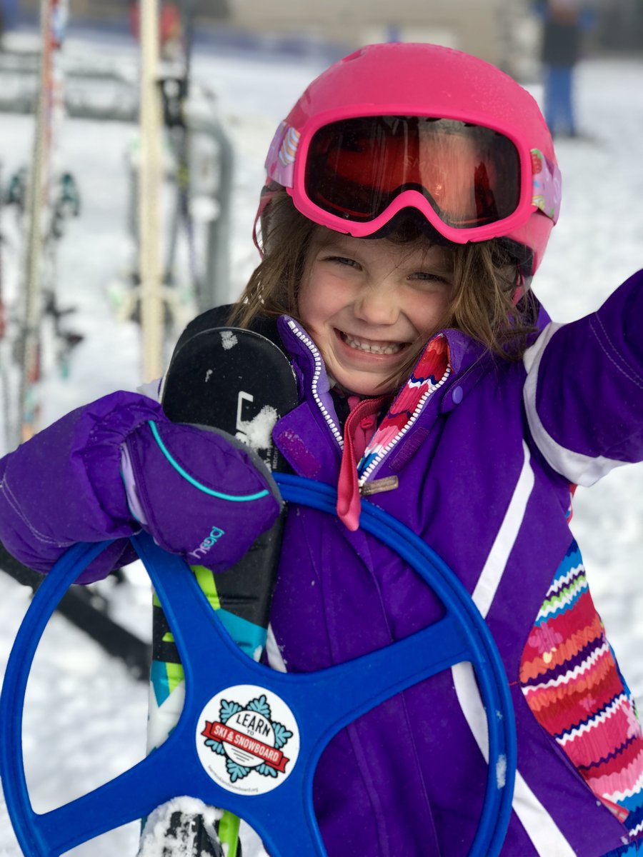 MonicaSchwanitz's tweet photo. POST…don’t delay! “FIRST DAY FACES”! #firstdayfaces https://t.co/XT7IbetC7E