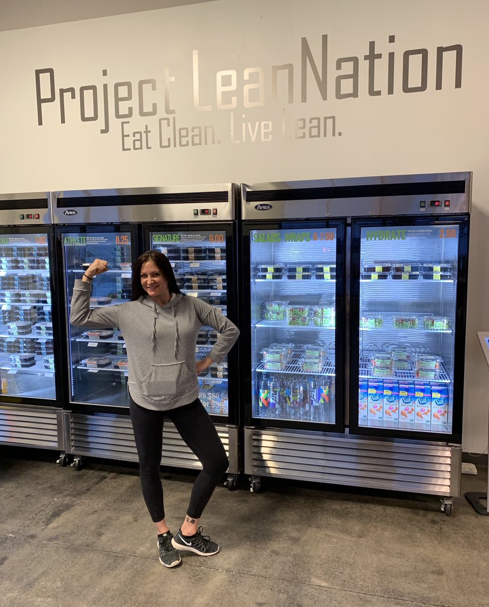poweredbyPLN's tweet photo. #ThankfulThursday goes out to our girl Wendy who works at the Rochester location! Wendy’s journey with PLN started in 2011 and over the course of a couple years is down over 40 pounds on PLN meals! Read more about her story on our instagram or facebook @projectleannation https://t.co/1SmbH8TSUH