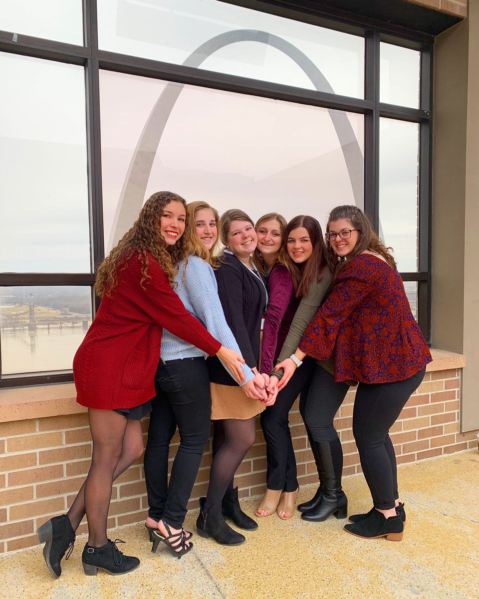 Pi Beta Phi • IN GAMMA tweet media