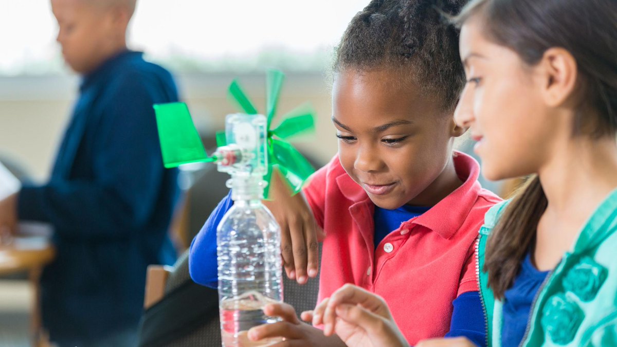 edutopia's tweet photo. "When students create what they imagine, they're in the driver's seat." Here are four things you can do to develop creativity in your students, plus real classroom examples. https://t.co/f6qtfCajLe https://t.co/o6Y3hO4oJp
