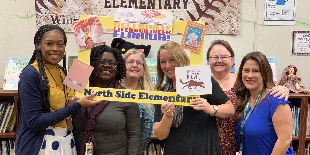 HeilangePorcena's tweet photo. Sharing the love of books with @BrowardLiteracy! Thank you for your support! #LiteracyWeek2019 #FocusFightForward @NorthSideNSE @browardschools https://t.co/wb10k2I582