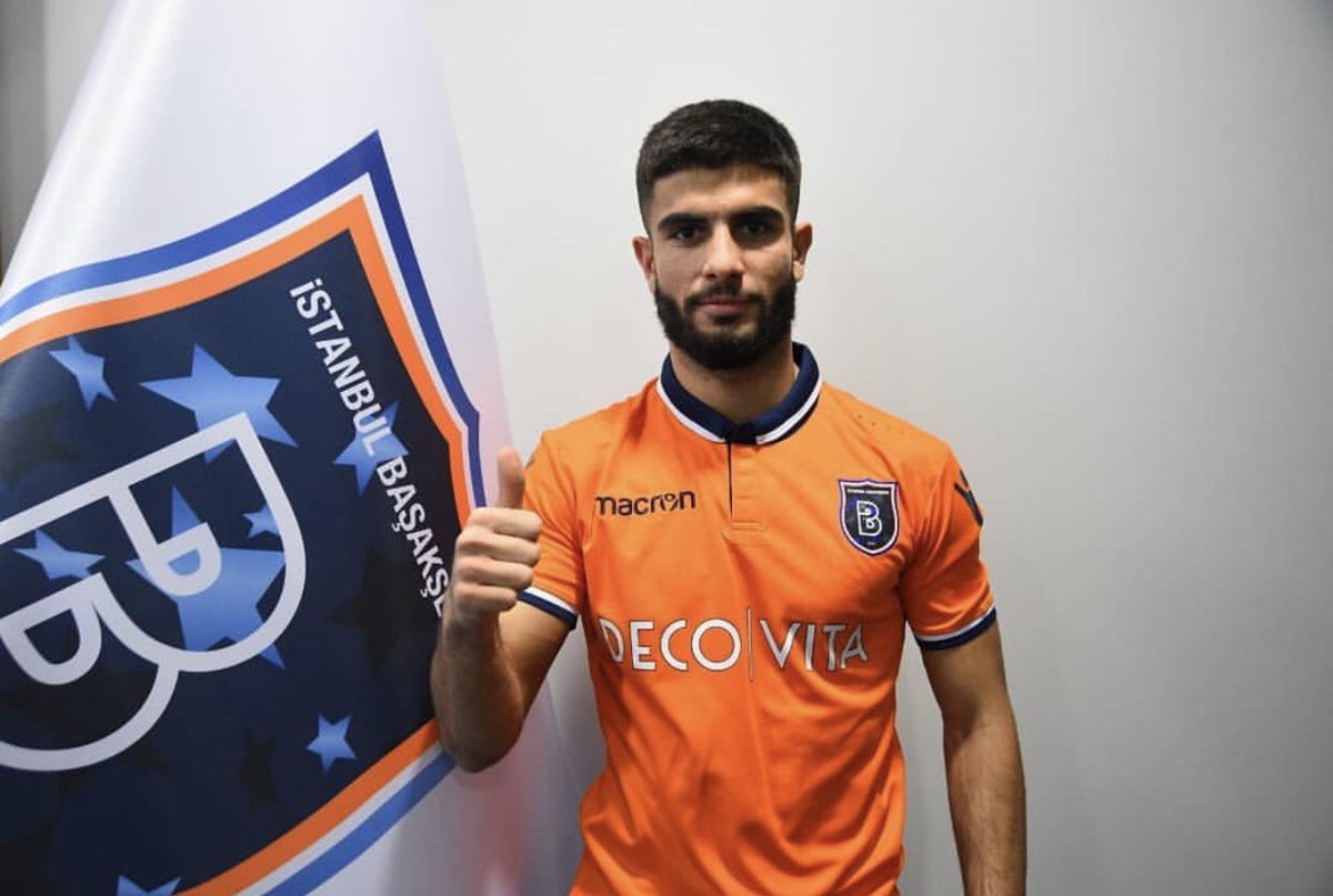 İstanbul Başakşehir FK 
Mete Kaan Demir ile 3,5 yıllık sözleşme imzaladı