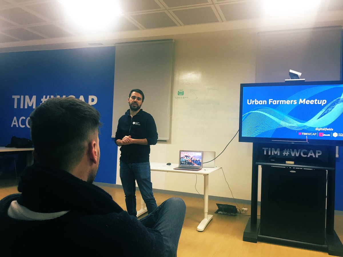 Ffoodinstitute's tweet photo. It’s time of the first #UrbanFarmersMeetup of 2019! La stagione #DigitalFields di @timwcap, @OlivettiOnline e Future Food riprende stasera! @frankcastlefc introduce uno speciale meetup dedicato al mondo dell’#agroinnovation e della #foodcare! https://t.co/lM0poitbvA