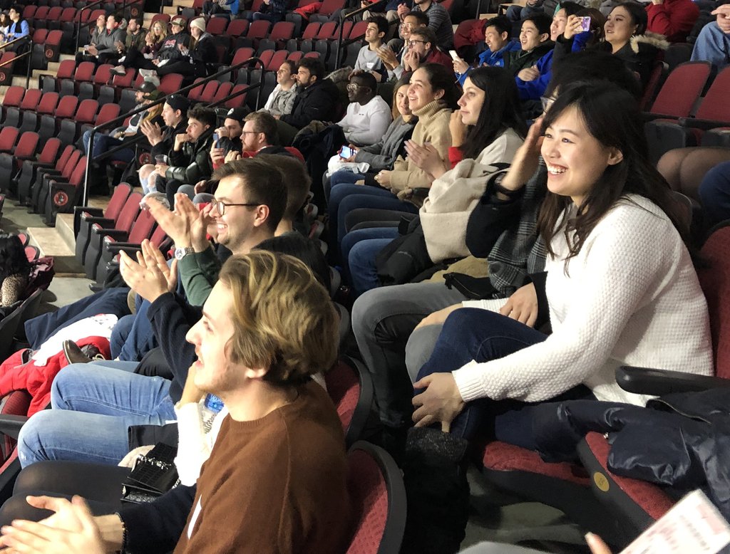 METintl's tweet photo. #TBT to last Friday when our students enjoyed a BU men’s #hockey game at Agganis Arena and witnessed BU win 4-2 over Arizona State University. Go BU! #sports #metintl #intleducation #studyabroad https://t.co/0MhTqUSp6l