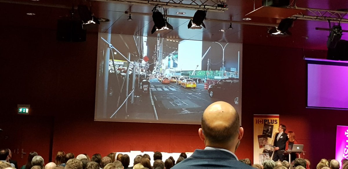 vclaTUwien's tweet photo. #Wien A glimpse into the #eAward 2019 award ceremony @ReportVerlag with our nominated project #algorithmen60 
Photo: @agataciab 
#IT #Bildung #education #scools #Schulen #Lehrer @bmvit_infothek https://t.co/QYnNJct7JE