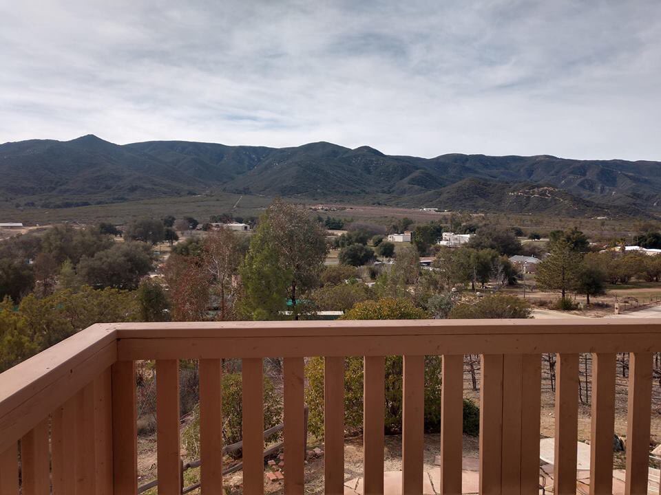 LaurenGlasses's tweet image. #ListingOfTheDay - Looking for something different? 

Offered at $345,000 it could be the next #HipsterFarmer #Compound or a vacation get away from the hustle and bustle of the city. Only 8 miles from the famous #WarnerSprings #HotSprings ❤️