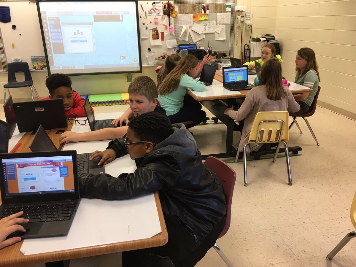Joyduncan17's tweet photo. Ss creating #visionboards in #STEAM using @DiscoveryEd Board Builder w/@Rodgers_Edu @sharkhappenings @EdTechCCPS https://t.co/bZvPURZlf6