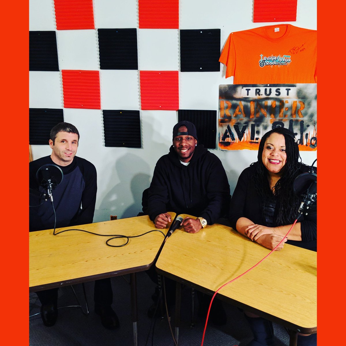 KCeeDeevaShow's tweet image. Had a great interview last night with Mackenzie McAnich, founder/owner of @NSFilling and music producer, Marqui Beatdattrakk @Beatdattrakk #northwestconnection #kceedeeva @RainierAveRadio