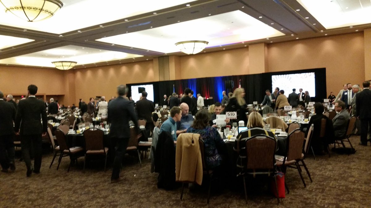 CLGOKlahoma's tweet photo. This morning, our attorneys Cori Loomis and Jeff Tate were proud to attend @okcchamber's annual pre-legislative forum. We're encouraged by the vision unity of purpose demonstrated by Oklahoma's political and business leaders. OKC's future looks bright! https://t.co/v2hszjIjFM