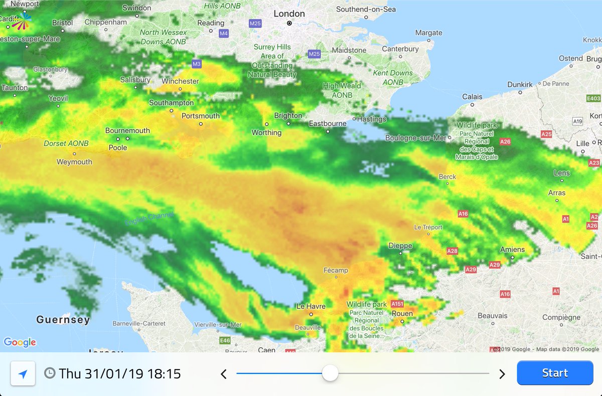 Attention London and SE big snow on move across Channel! <a href="/metoffice/">Met Office</a> where’s the amber warning??