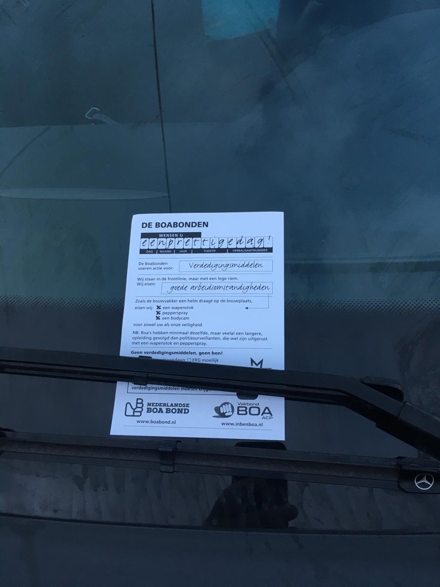 Wij wensen alle #boa’s, en dit keer in het bijzonder in #Amsterdam, een veilige avonddienst en warme, rustige nacht toe. ✌🏻🌒✨ #actie #24uur #geenverdedigingsmiddelengeenbonnen #respectvoordeboa #trotsophandhaving