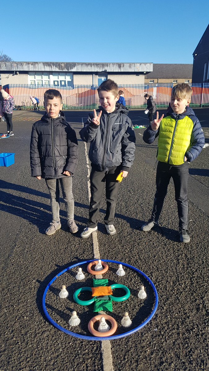P6b braved the cold today to create some symmetrical shapes in the playground ❄🌞❄ #aspirebelieveachieve #outdoormaths