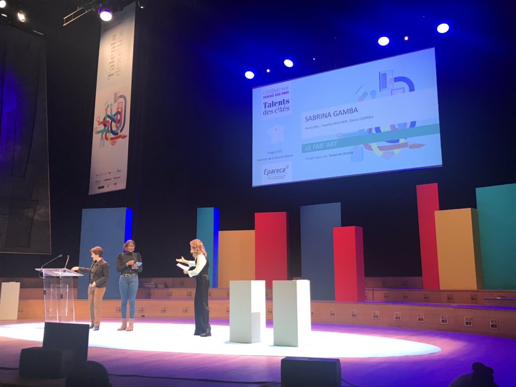franceactive's tweet photo. Bravo Sabrina Gamba qui remporte le prix @Epareca aux #TalentsDesCites pour son Fab Art, projet soutenu par @FAEssonne 
Cc @villedegrigny91 @CDEssonne  @Prefet91 @grandparissud https://t.co/uczmtRvHY5