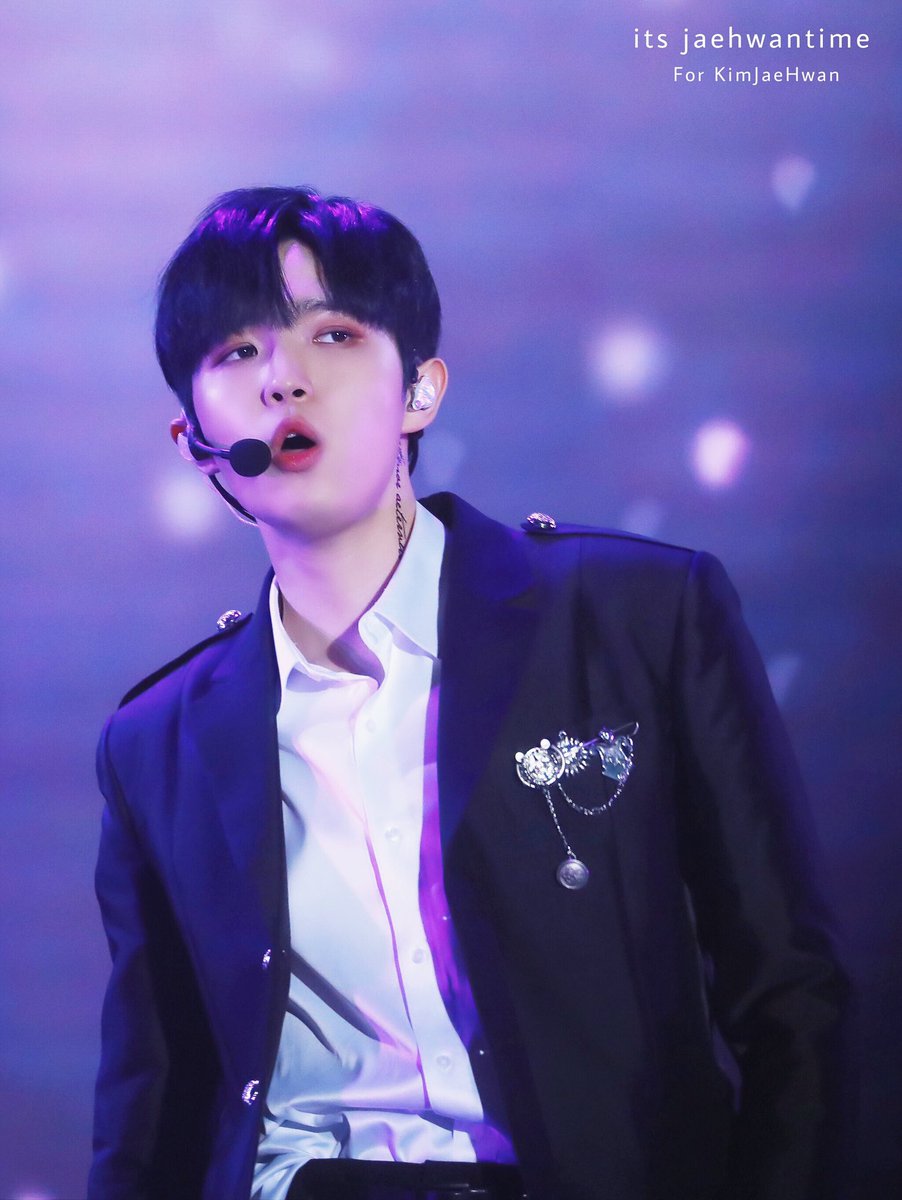 itsjhtime_0527's tweet photo. 190126 therefore
방얼에 세모입( ´ ▽ ` )
#김재환 #재환 #KimJaeHwan #JaeHwan https://t.co/qjpF0EcJMh
