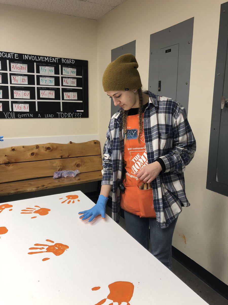 GKerr0211's tweet image. Our Caught Orange Handed cards were overtaking the Bravo board so we made them their very own board!!! #CaughtOrangeHanded #4040Rocks #SafetyFirst #pacnw @cayselahrman @RLM4040 @FroFroAtDepot @JaySpencer0604
