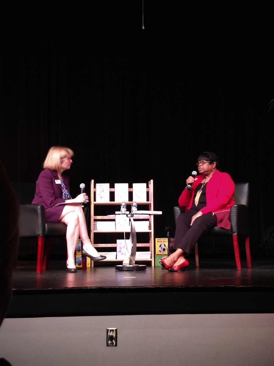 "Kids need to know that you care before they care that you know." - <a href="/MoorePresence/">Joy Thomas Moore</a>, mom of <a href="/iamwesmoore/">Wes Moore</a> speaking at <a href="/SuncoastCGLR/">Suncoast GL Reading</a> on the importance of parents being present in their children's lives #ThePowerofPresence #GLReading