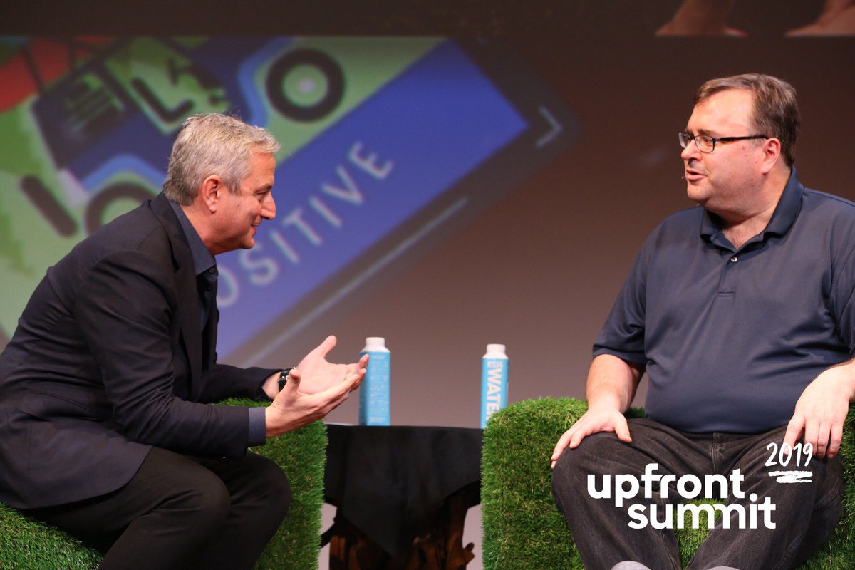 stockop's tweet image. Great discussion on #blitzscaling #AI and #robotcs at #UpfrontSummit @msuster @reidhoffman
