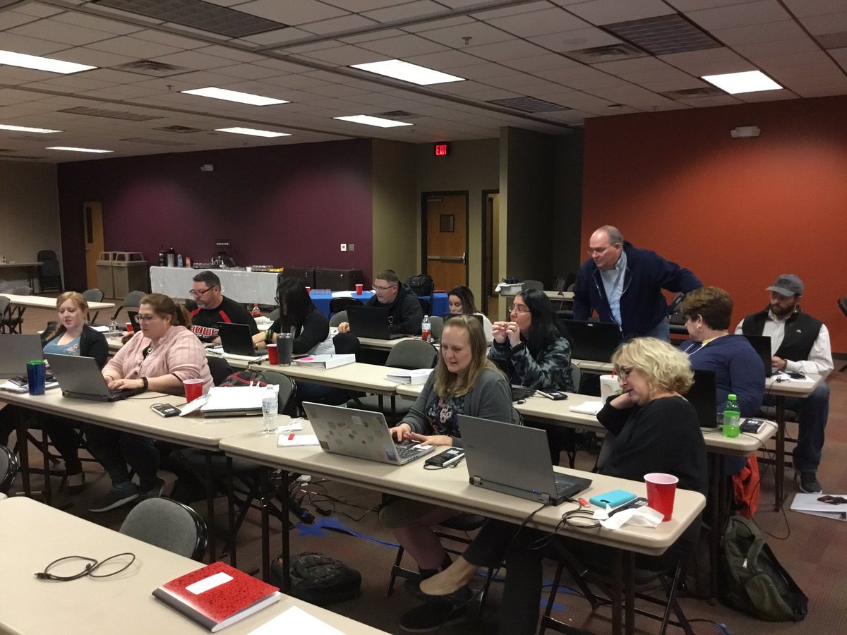 dougrobertsohio's tweet photo. Teachers in Poteau Oklahoma having a great 2 days of training. Learning more how to use the Nspire and Navigator in their classrooms. Small group learning at its finest. #T3SystemicCoaching https://t.co/zoGxAIfh23
