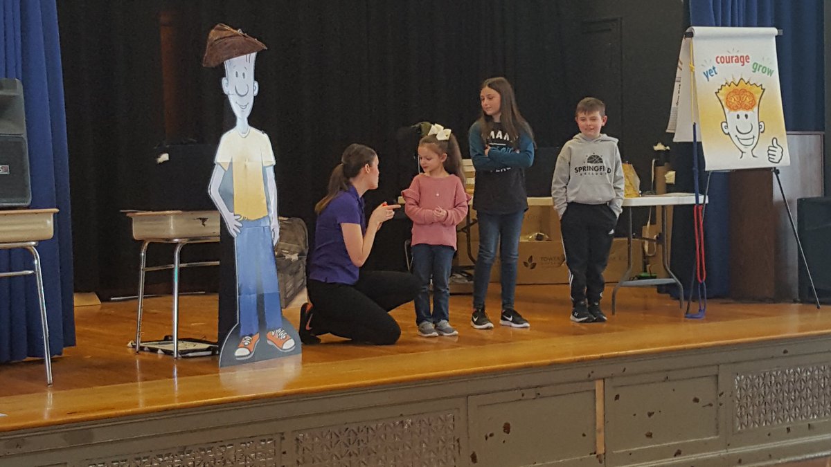What a fantastic message on growth mindset &amp; the power of "yet" during today's assembly! #SpringfieldRocks