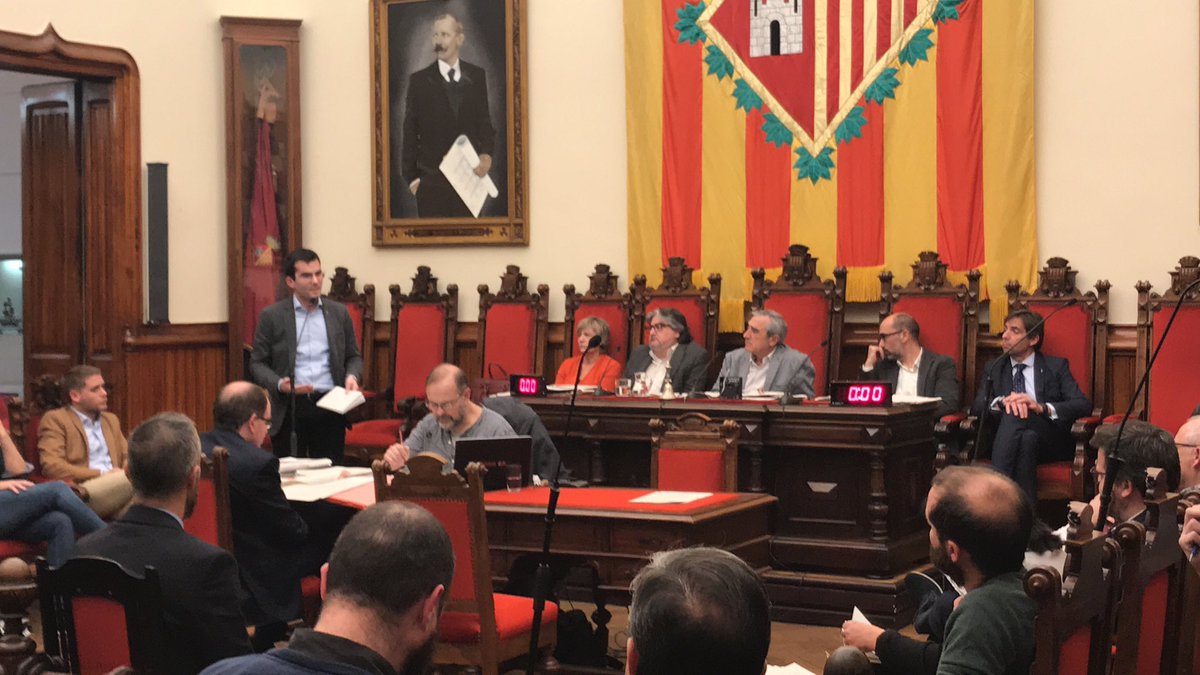 DaniJorquera_'s tweet photo. Agraïts per l’aprovació de la resolució de l’@ajterrassa que ha decidit per unanimitat acompanyar a Prodis i Fupar:
1️⃣ al @govern per reclamar #10AnysCongelats #10anysOblidats 
2️⃣ a @desdelamoncloa per #SalvemElsCETs
3️⃣ fer un grup de treball que abordi un nou model
Gràcies!! https://t.co/s73ntRNZD7