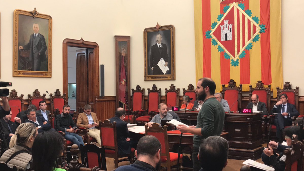 DaniJorquera_'s tweet photo. Agraïts per l’aprovació de la resolució de l’@ajterrassa que ha decidit per unanimitat acompanyar a Prodis i Fupar:
1️⃣ al @govern per reclamar #10AnysCongelats #10anysOblidats 
2️⃣ a @desdelamoncloa per #SalvemElsCETs
3️⃣ fer un grup de treball que abordi un nou model
Gràcies!! https://t.co/s73ntRNZD7