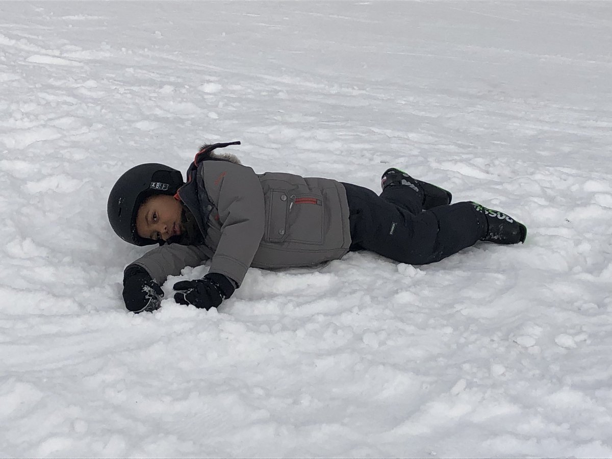 APrepAcademy's tweet photo. Some wonderful memories from the 2019 edition of our annual Ski Day. https://t.co/FmzoJLLWFg