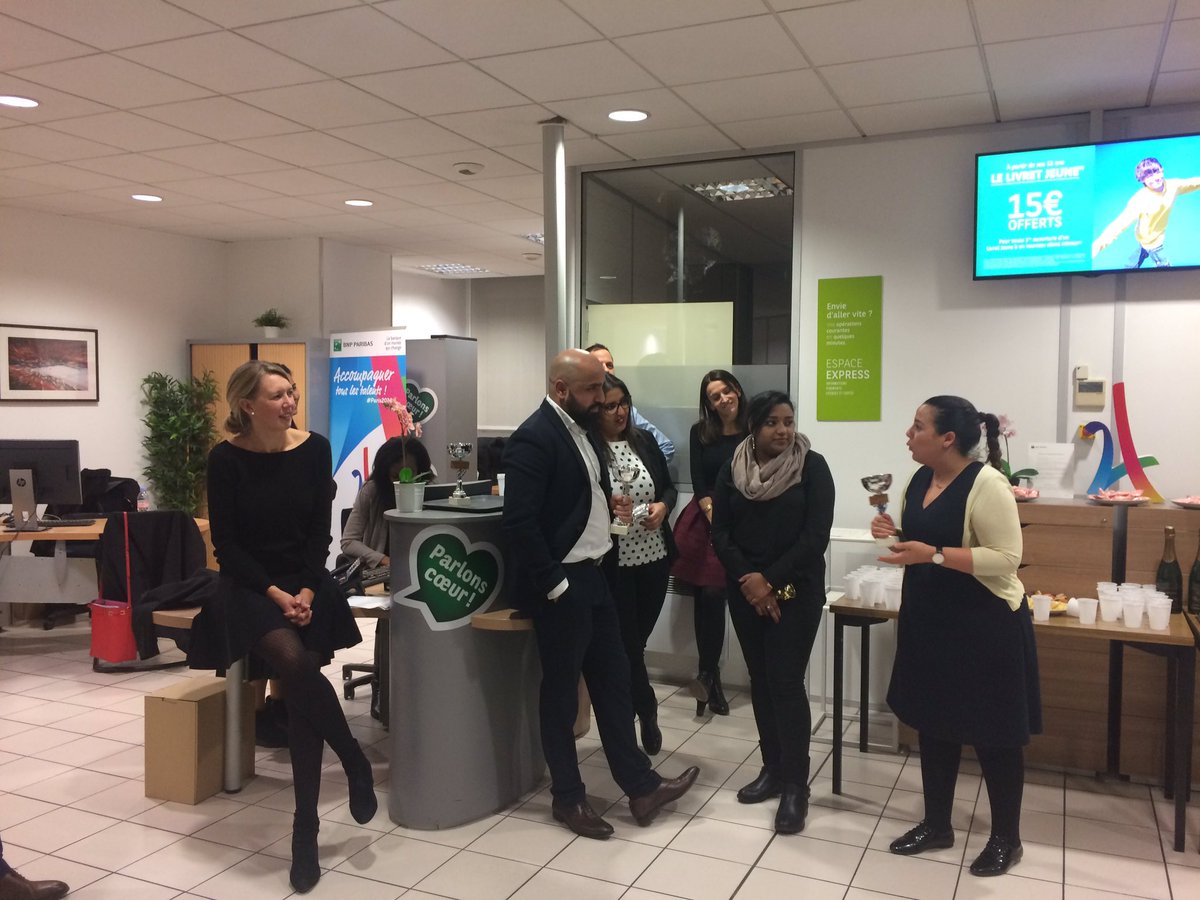 cagneux's tweet photo. Soirée récompenses 2018 @BNPParibas pour les collaborateurs engagés de notre territoire victorieux de #Montreuil ! Victorieux car entièrement au service de nos clients et de ceux qui nous entourent ! #fier #banque #assurance #rse #digital #advocacy #idfest https://t.co/DEhbMayBwo